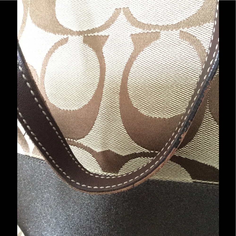 Coach Signature Canvas and Leather Tote Bag in Khaki Brown - Picture 2 of 8